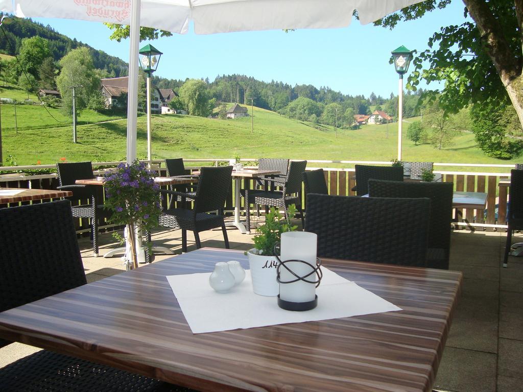 Hotel-Restaurant Kohlenbacher-Hof Waldkirch Buitenkant foto